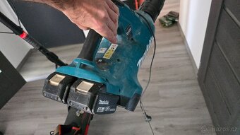 Prodám komplet Makita DUB362 - 6