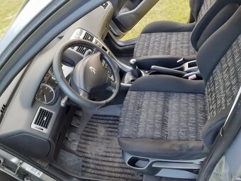 PEUGEOT 307 SW 2.0HDi - 6