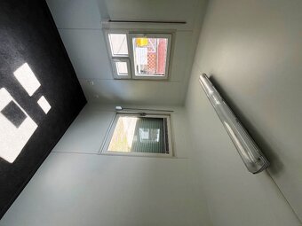 obytný kontejner 2,5x3m, vrátnice - 6