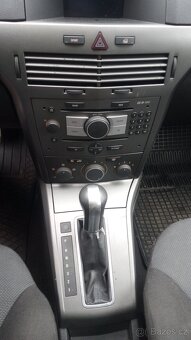 ND Opel Astra H 18.16v automat 5dver - 6