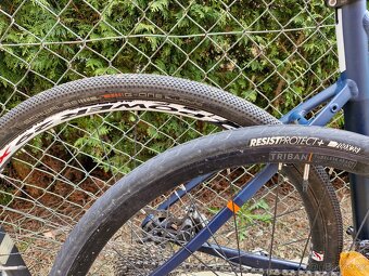 TRIBAN RC 520 XL silnička/gravel - dvoje záplety - 6