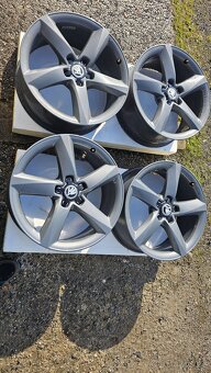 Kola Audi 5x112 R19 ET29 - 6