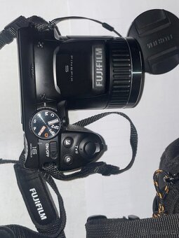 Fujifilm FinePix S4800 +obal ochrany obal - 6