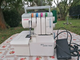 Overlock Janome 744d - 6