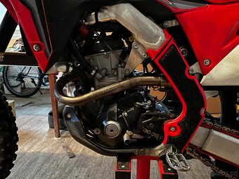 Honda CRF 250 R - 6
