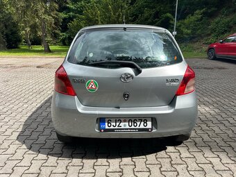 Prodám Toyota Yaris 1.3i 64kw automat - 6