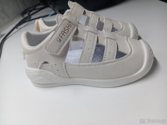 Úplně nové sandálky vel.25 (16cm) - 6