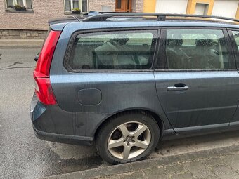 Volvo V70 2.0D - 6
