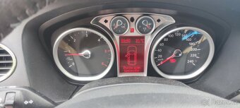 Ford Focus combi 2008 - 6