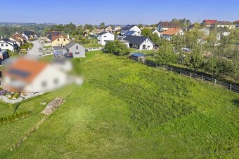 Stavební pozemek Petráveč - 6