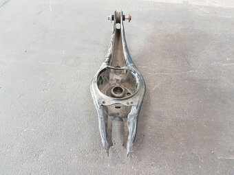 Zadní spod. rameno 5Q0505311D Škoda Octavia III,... - 6