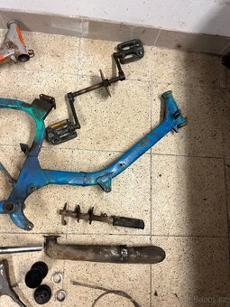 Set dílů vhodných na ND nebo bastl Jawa/ČZ atd - úklid - 6