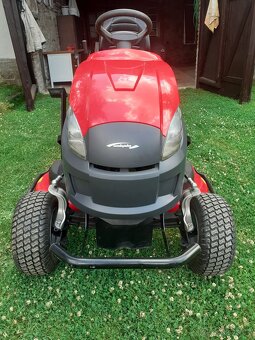 Zahradni traktor Castelgarden xhx 240 - 6