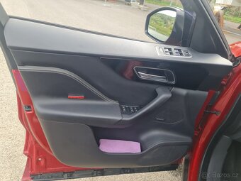 Prodám Jaguar F-Pace 2.0D 132kw - 6