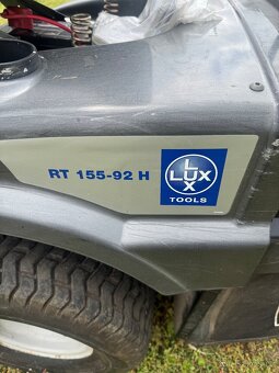 Prodám plně funkční zahradní traktůrek - 6
