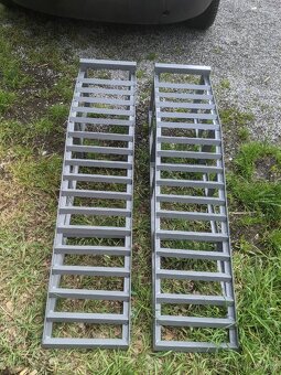 Prodej nájezdových ramp pro automobily - 6