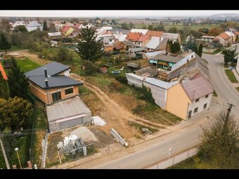 Prodám stavební pozemek v Ratajích 1126m2 - 6