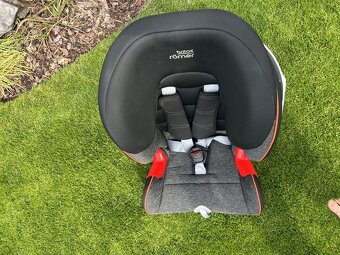 Autosedačka Britax Römer Advansafix III SICT, s ISOFIXEM - 6