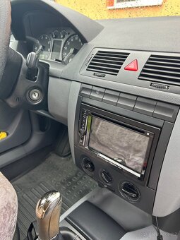 Škoda Fabia 1,4mpi 44 kw - 6
