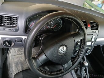 VW Golf V. 1.4. - 6