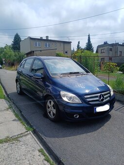 Mercedes-Benz B - 6
