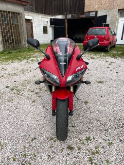 Yamaha R1 RN09 2002 - 6