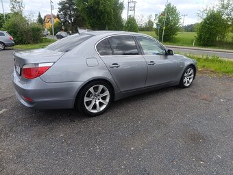 BMW E60 545i - 6