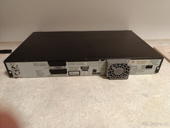 DVD rekordér PANASONIC DMR-EH63 - 250 GB HDD - HDMI- DV IN - 6