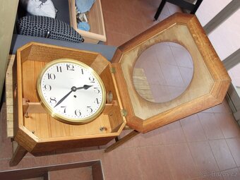 Nástěnné hodiny Kienzle, školní či nádražní - 6