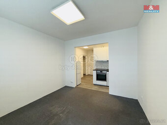 Pronájem bytu 1+kk, 28 m², Zlín, ul. Bratří Jaroňků - 6