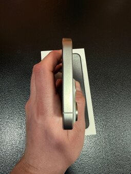 Iphone15 PRO MAX 256 GB bílý - 6