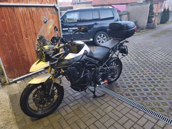 Triumph Tiger 800 - 6