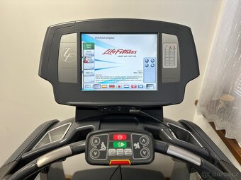 Běžecký pás Life Fitness - 95T ENGAGE - 6