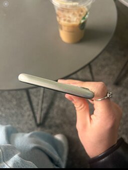 iPhone 11, 128 GB - 6