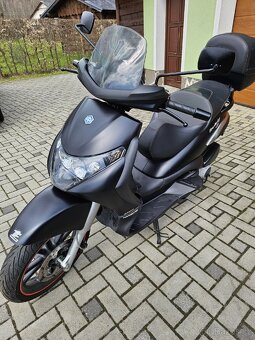 Prodam Piagio Beverly 250 ie - 6
