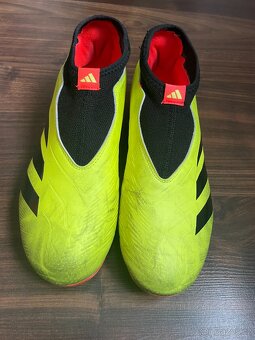 Kopačky Adidas Predator League Laceless FG, vel.38 a 2/3 - 6