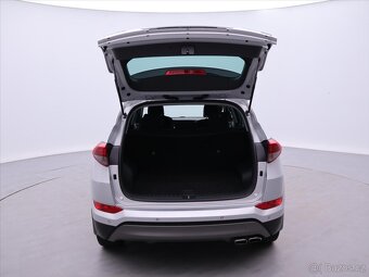 Hyundai Tucson 2,0 CRDI 100kW Trikolor CZ 1Maj (2016) - 6