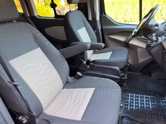 Ford Tourneo Custom 8 míst - 6