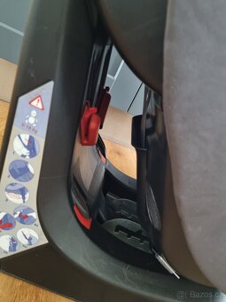 Autosedačka Chicco Go-One 9-18 kg červená - 6