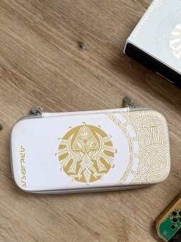 Nintendo Switch OLED Zelda limited edition - 6
