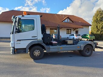 MERCEDES-BENZ ATEGO 1018 K hákový nosič kontejnerů - 6