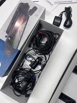 Lamax s9 dual kamera s displejem - 6