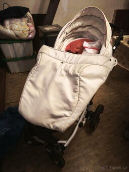 Kočárek Junama - 6