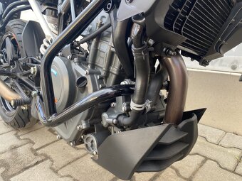 KTM 390 Duke - 6