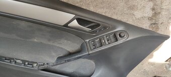 VW Golf 6 VI tapacir dvere čaluneni dvere Golf 6 hatchback - 6