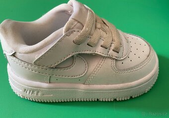 Dětské bílé tenisky Nike air - 6