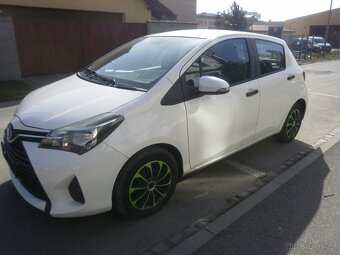Toyota Yaris rok 2015 5 dv. - 6