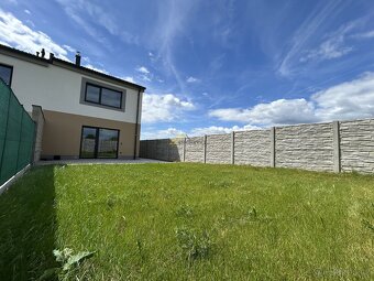 Prodej krajového rodinného domu 107 m², pozemek 252 m², Šrou - 6