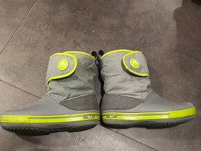 Zimní sněhule Crocs Crocband Gust boot J1 (EUR 32/33) - 6