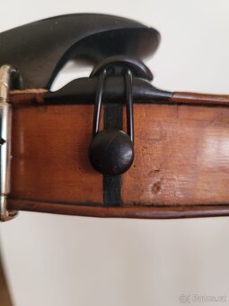 Housle - 6